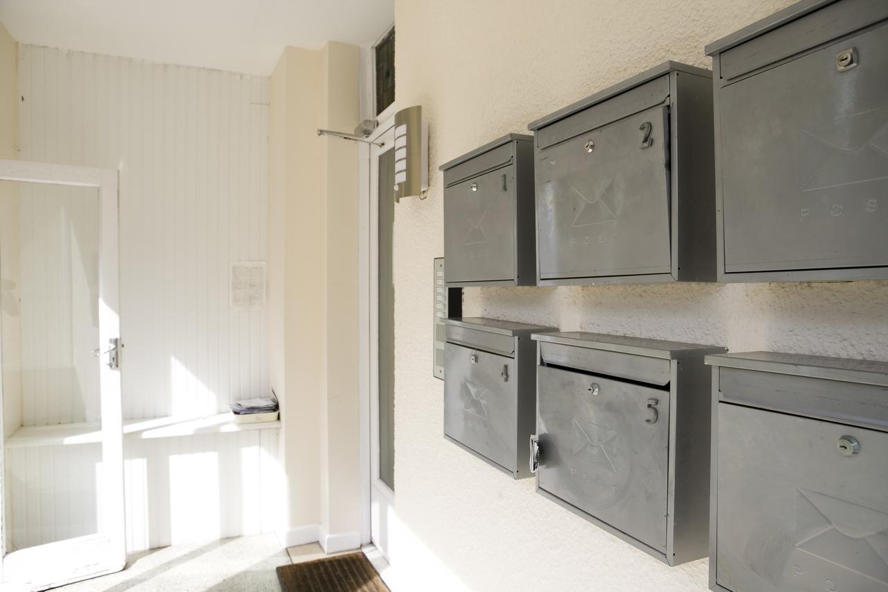 Large 2 Bedroom Apt - Near Beach - Free Parking Bournemouth Ngoại thất bức ảnh